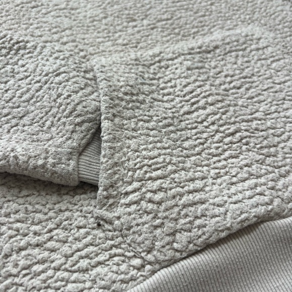 American Eagle Outfitters Women’s Cream Sherpa Hoodie - Picture 2 of 5